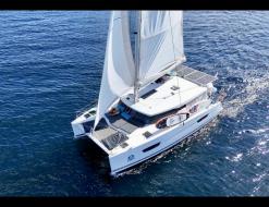 Catamaran Lucia 40 for rent in Bolands