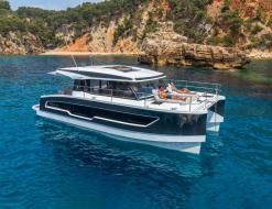 Catamaran MY 4.S for rent in La Rochelle