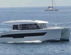 Catamaran MY 4.S for rent in Alimos Marina Kalamaki