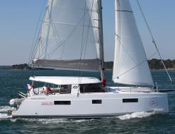 Kat Nautitech Open 40 chartern in Port Charles Ornano