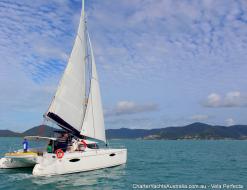 Kat Orana 44 chartern in Marina Abel Point