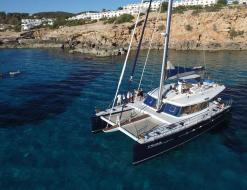 Katamaran Sunreef 62 Yachtcharter in Arrecife