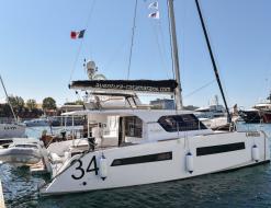Katamaran Aventura 34 chartern in Zadar