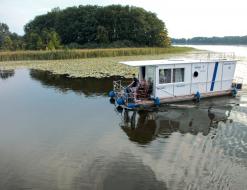 Hausboot Febomobil 990 Yachtcharter in Rechlin