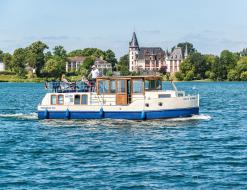 Hausboot Kormoran 1140 Yachtcharter in Rechlin