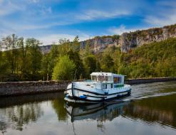 Houseboat Penichette 1120 for hire in Saint Martin sur Oust