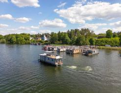 Houseboat Woma D13 available for charter in Marina Roeblinsee