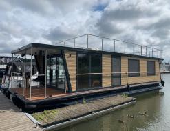 Houseboat Woma D13 for rent in Marina Roeblinsee