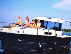 Motoryacht Escape 1080 Yachtcharter in Rechlin