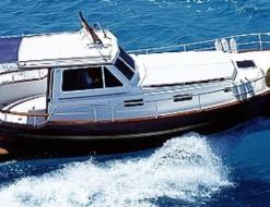 Motor yacht Menorquin 110 for charter in Port de Mahon