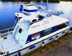 Yacht Regina von Platen for hire in Motala