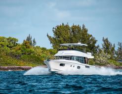Motor yacht Swift Trawler 48 for charter in Portimao