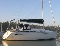 Sailing boat Bavaria 30 Cruiser for hire in Marina Jachtwerf Maronier
