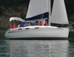 Sailing boat Bavaria 30 Cruiser available for charter in Sipplingen