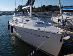 Sailing yacht Bavaria 37 available for charter in Kasnas Guest Harbour