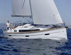 Sailing yacht Bavaria 37 Cruiser available for charter in Heiligenhafen