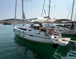 Yacht Bavaria 41 Cruiser for rent in Palma