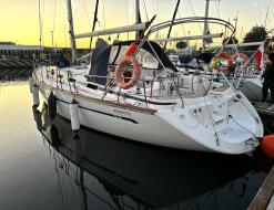 Yacht Bavaria 44 for hire in Marina Solna