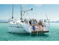 Sailing yacht Bavaria 51 Cruiser for hire in Castellammare di Stabia