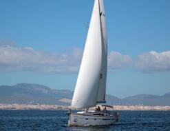 Segelyacht Bavaria 55 Cruiser chartern in S Arenal