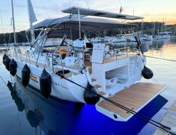 Sailboat Bavaria 57 Cruiser for charter in Pula