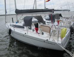 Sailboat Dehler 34 for hire in Saltsjobaden