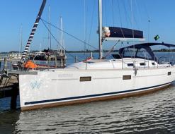 Sailing boat Delta 41 available for charter in Paraty
