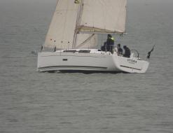 Yacht Dufour 335 Grand Large available for charter in Old Marina Nieuwpoort