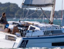 Sailing yacht Dufour 37 for charter in Golfe Juan