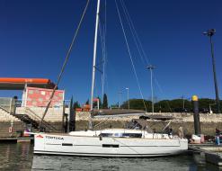 Sailing yacht Dufour 382 Grand Large for rent in Arrecife
