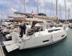 Segelyacht Dufour 390 Grand Large chartern in Le Marin