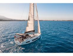 Sailing yacht Dufour 41 for hire in Kos City