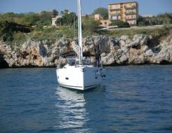 Segelyacht Dufour 430 chartern in Poseidon Marina