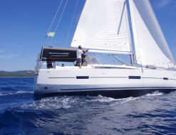 Segelyacht Dufour 460 chartern in Portisco