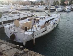 Yacht Dufour 460 Grand Large available for charter in Portorosa
