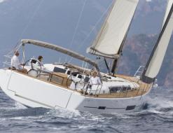 Segelyacht Dufour 520 Grand Large chartern in Birgu