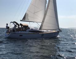 Yacht Elan 40 Impression chartern in Vigo