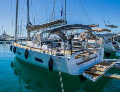 Segelyacht Hanse 460 chartern in Kastel Gomilica