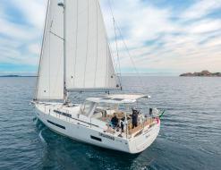 Yacht Hanse 460 for rent in Cannigione