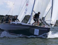Maxi 1060 Segelyacht Charter Gothenburg