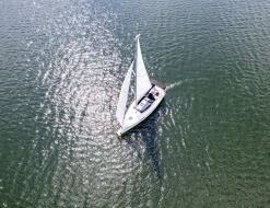 Sailing boat Maxus 34 for rent in Wegorapa