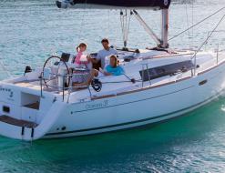 Yacht Oceanis 31 Yachtcharter in Arzon