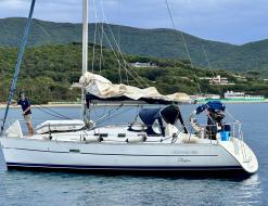 Sailing boat Oceanis 323 Clipper for rent in Castiglione della Pescaia