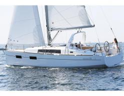 Segelboot Oceanis 35 chartern in Marti Marina