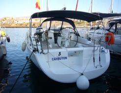 Sailboat Oceanis 37 for rent in San Cristobal de La Laguna