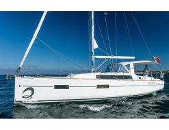 Segelboot Oceanis 38 Yachtcharter in Portisco