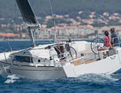 Segelboot Oceanis 38 chartern in Arzon