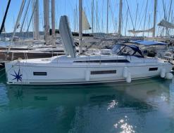 Segelboot Oceanis 40 chartern in Seget