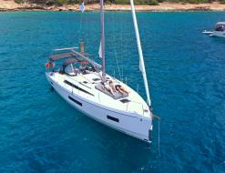 Segelyacht Oceanis 40 Yachtcharter in Piraeus