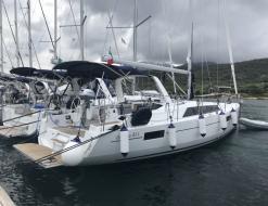 Segelboot Oceanis 411 Yachtcharter in Marina di Arechi